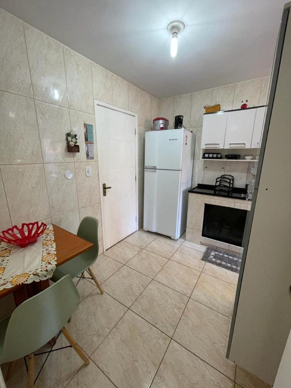 Apartamento Apartamento - 2 Quartos *
