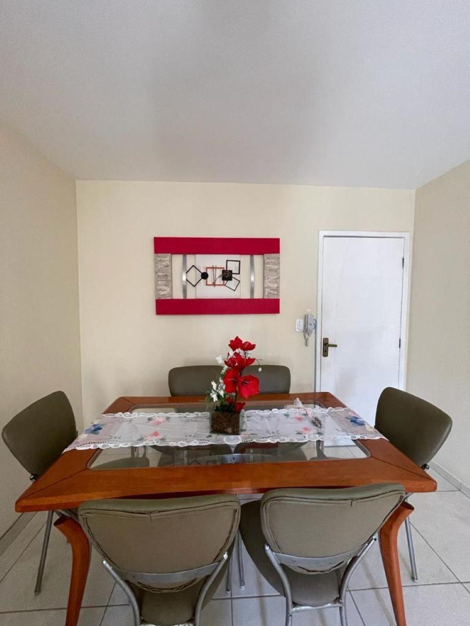 Apartamento - 2 Quartos *